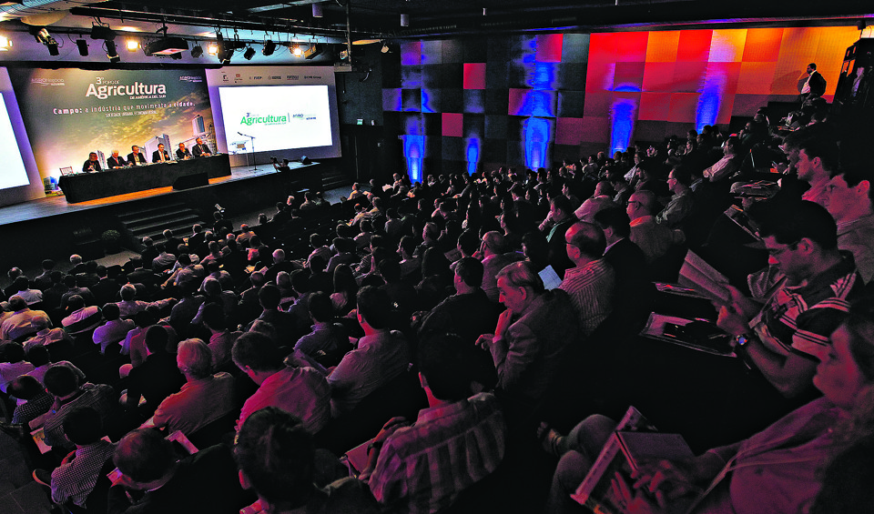 FORO AGRICULTURA 8JC-U102038360092fu-U102052517951LlE-836x492@GP-Jornal-INTERIOR (1)